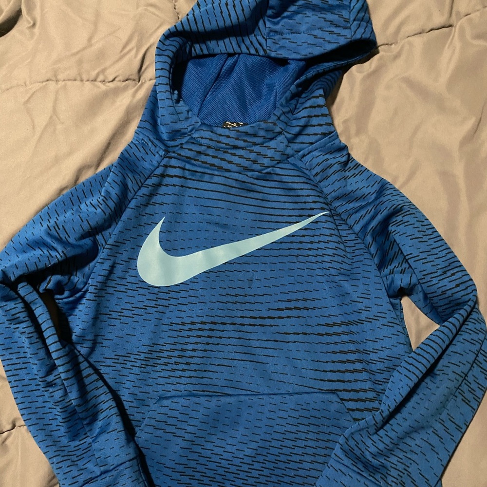 Nike size XS hoodie, thermal fit.